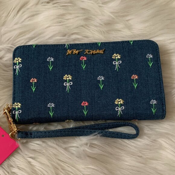BETSEY JOHNSON Floral Bow Embroidered Denim Wallet Wristlet - Picture 3 of 5